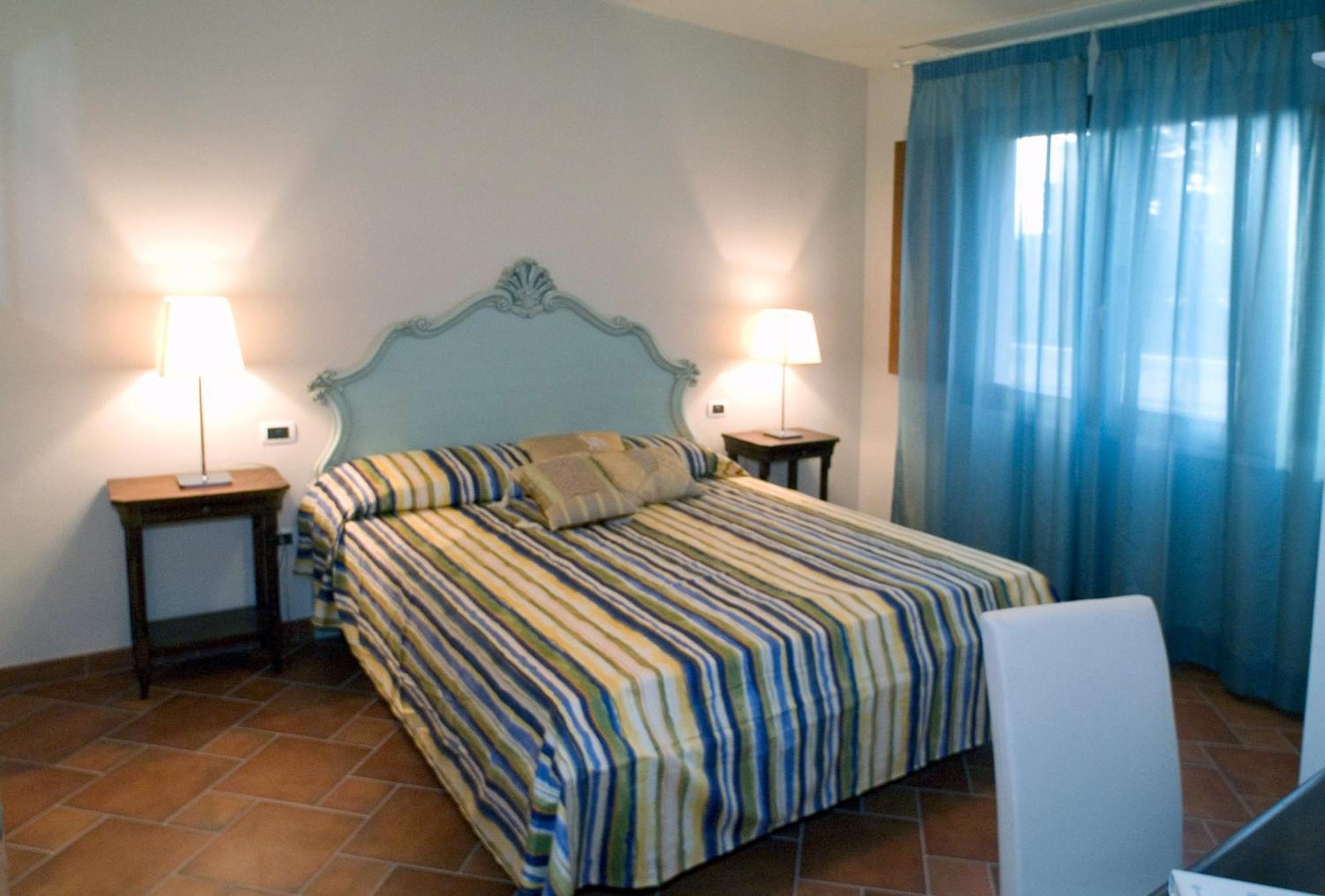 Le Corti Del Sole Residence Venturina Terme Luaran gambar