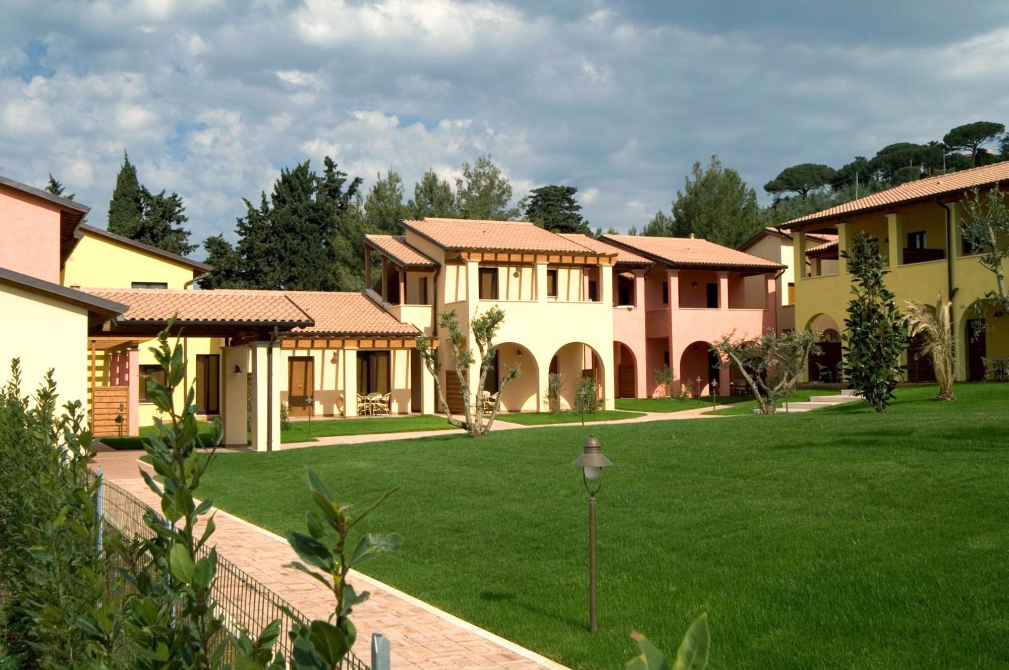 Le Corti Del Sole Residence Venturina Terme Luaran gambar
