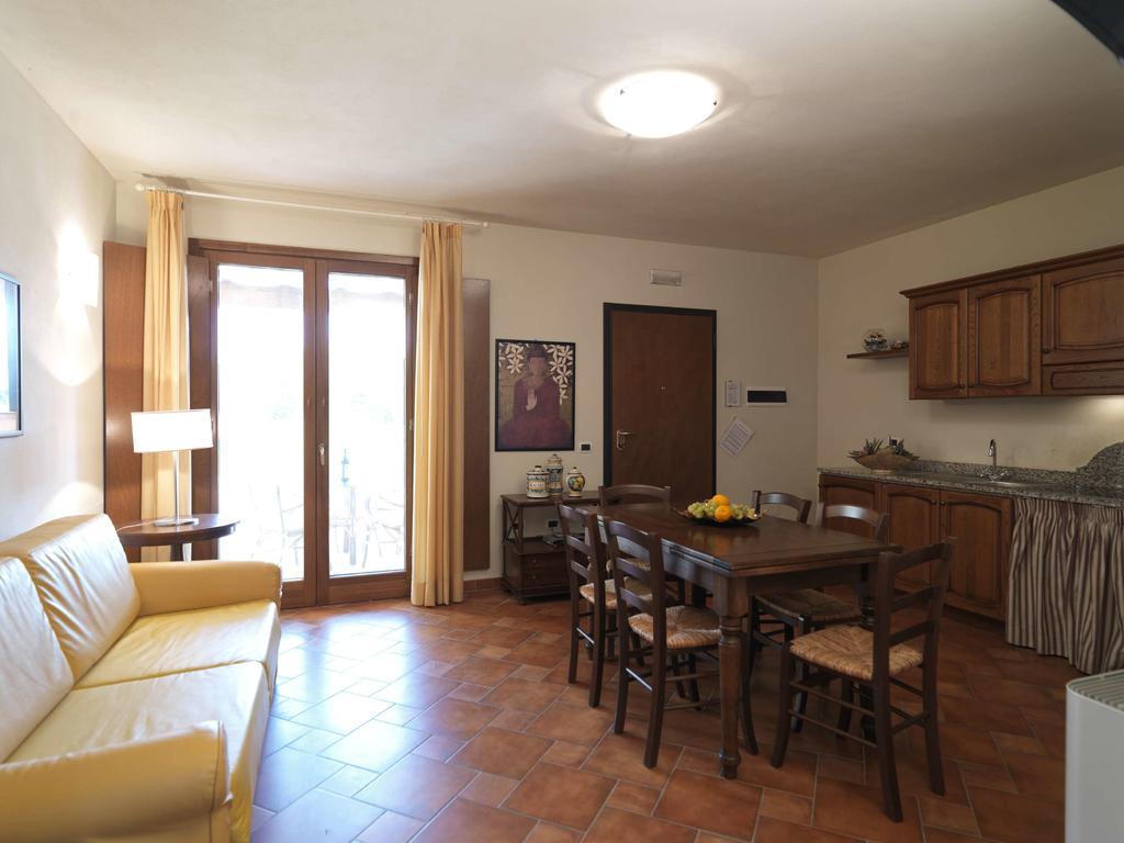 Le Corti Del Sole Residence Venturina Terme Luaran gambar