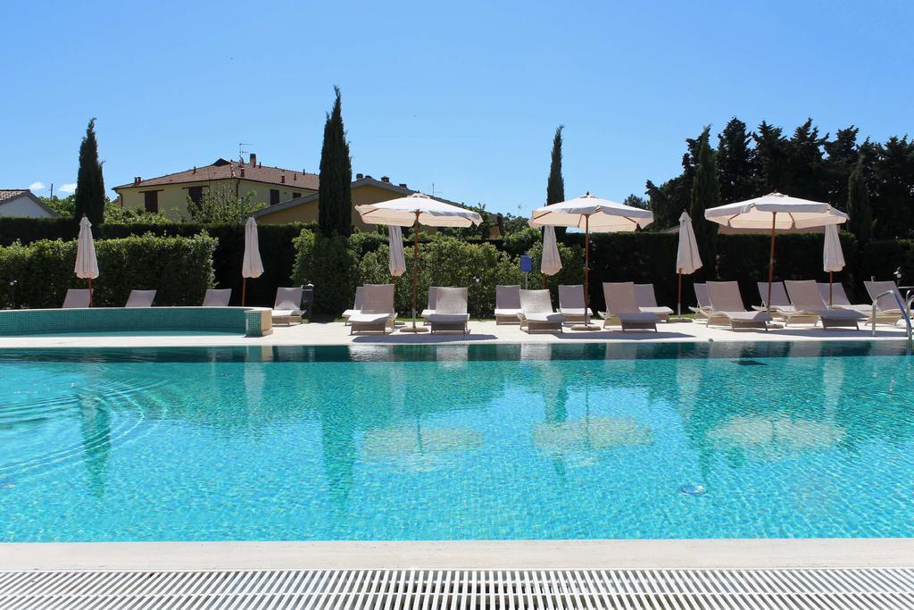 Le Corti Del Sole Residence Venturina Terme Luaran gambar