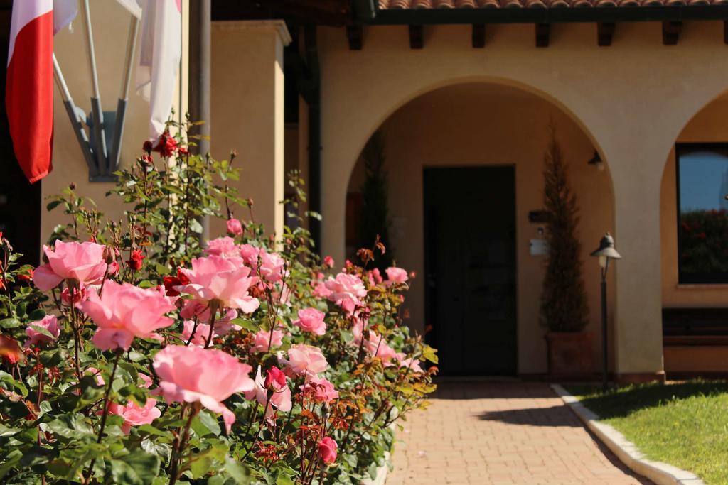 Le Corti Del Sole Residence Venturina Terme Luaran gambar