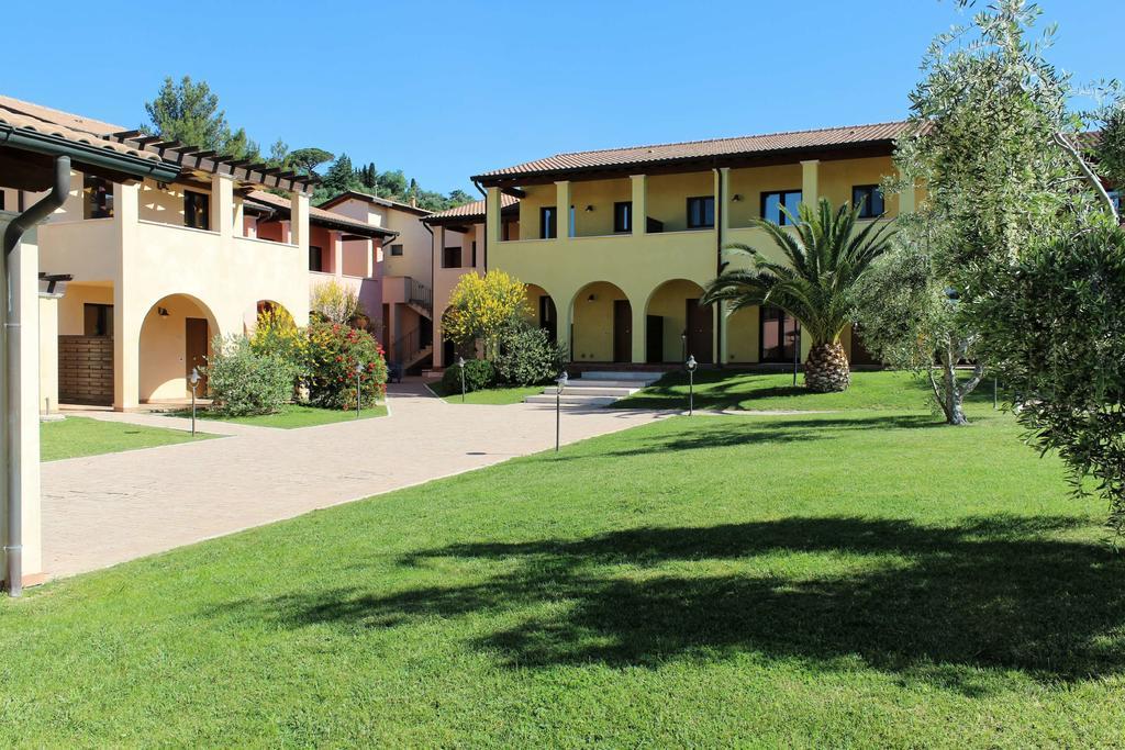 Le Corti Del Sole Residence Venturina Terme Luaran gambar